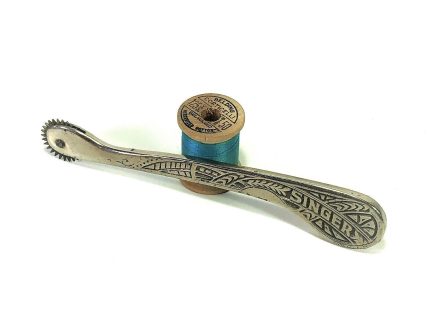 Rare 30s Singer Sewing Machine Solid Cast Nickel Art Deco Pattern Tracing Wheel